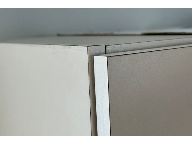 Kast - afbeelding 2 van  4