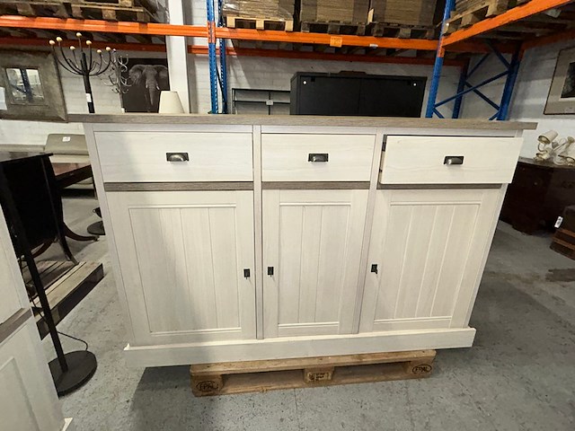 Kast - afbeelding 1 van  6