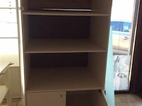 Kast - afbeelding 1 van  2