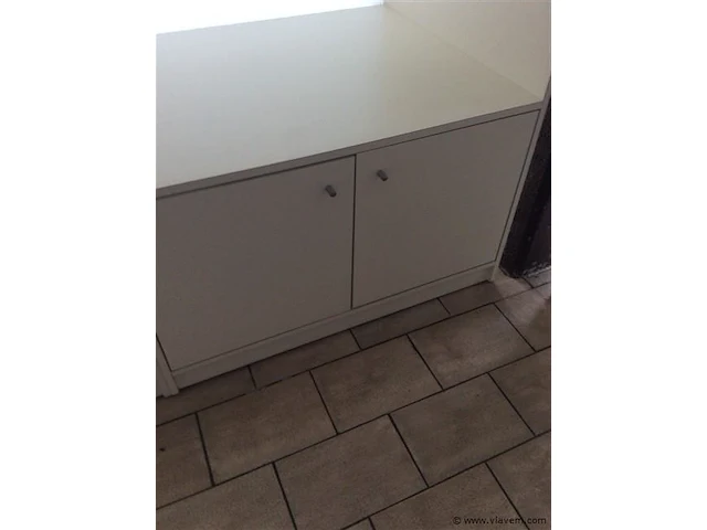 Kast - afbeelding 2 van  2