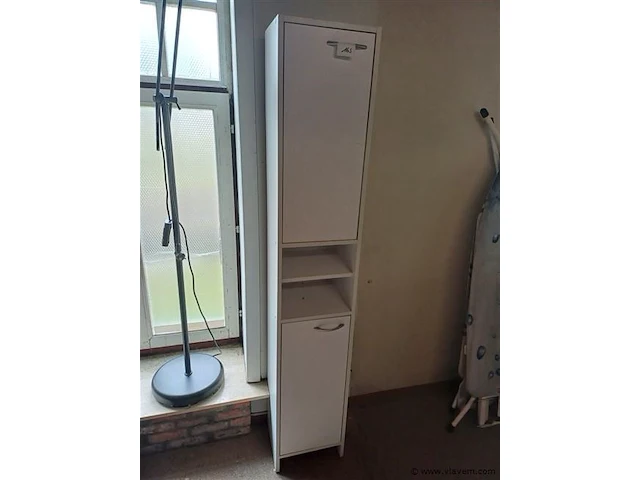 Kast - afbeelding 1 van  2