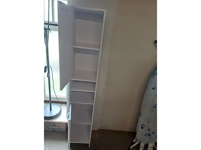 Kast - afbeelding 2 van  2
