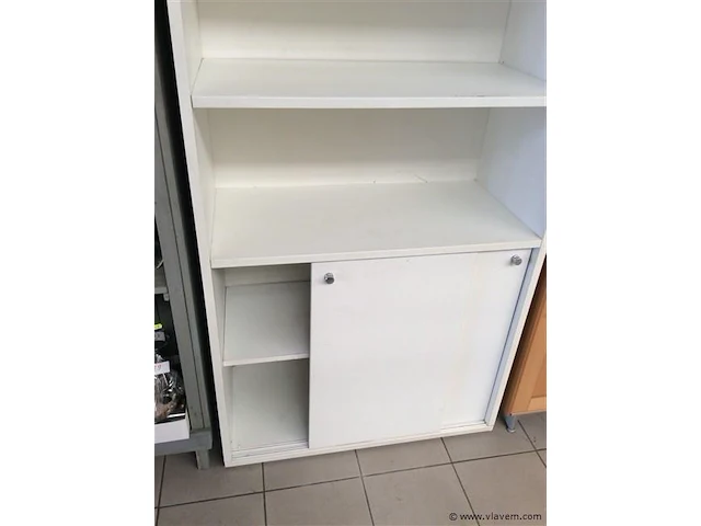 Kast - afbeelding 2 van  2