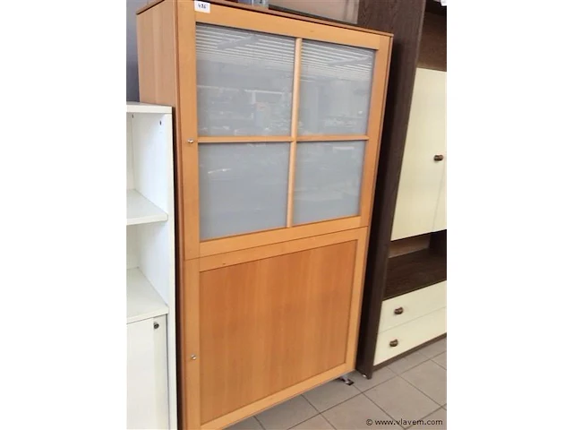 Kast - afbeelding 1 van  3