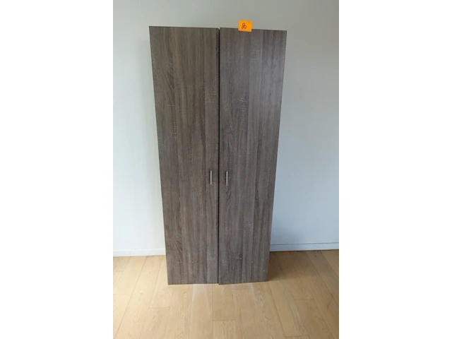 Kast - afbeelding 1 van  3