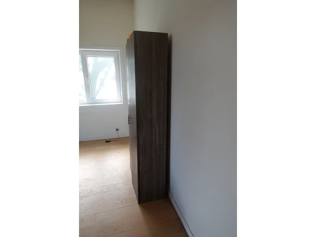 Kast - afbeelding 2 van  3