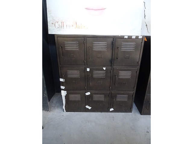 Kast - afbeelding 1 van  3