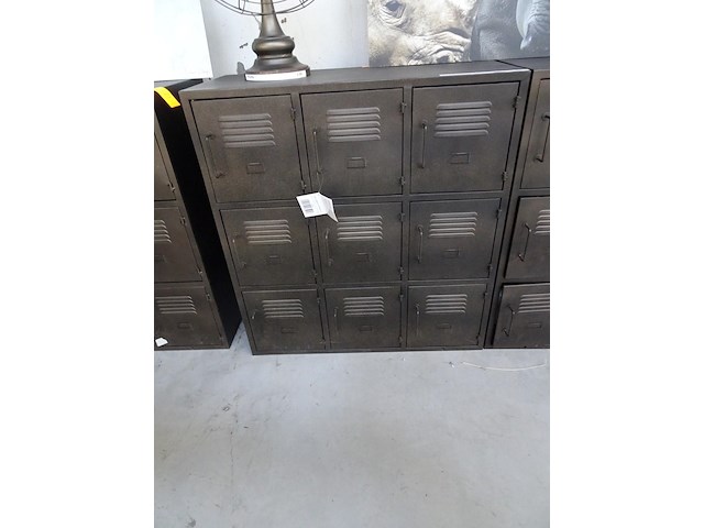 Kast - afbeelding 1 van  2