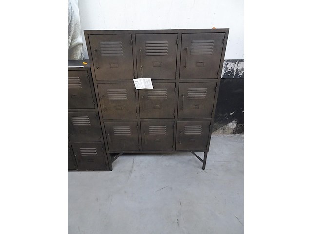 Kast - afbeelding 1 van  2