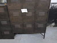 Kast - afbeelding 1 van  2