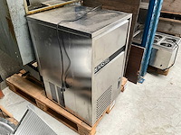 Kastel kp 50/25 5760 ijsblokjesmachine - afbeelding 2 van  6