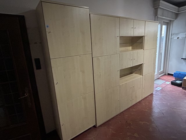 Kasten (2) - afbeelding 2 van  3