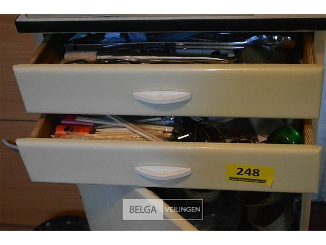 Kastje met inhoud alles voor de bbq - afbeelding 3 van  4