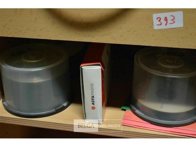 Kastje met inhoud - afbeelding 2 van  3