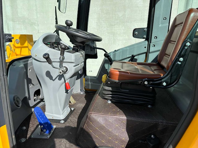 Kate - 2025 - kt20 - wiellader - afbeelding 46 van  57