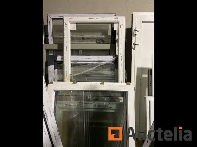 Kavel nieuw van raamkozijnen, beglazing, deuren van de merk aluplast! - afbeelding 18 van  19
