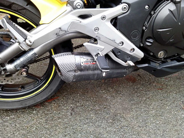 Kawasaki - er6 - motorfiets - afbeelding 3 van  9