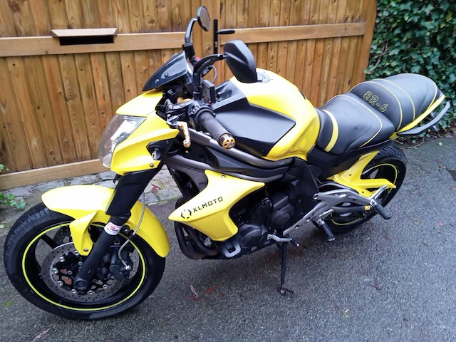 Kawasaki - er6 - motorfiets - afbeelding 7 van  9