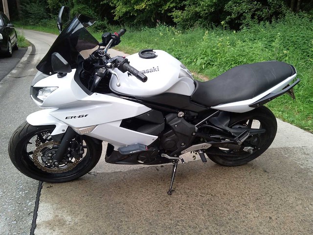 Kawasaki - er6 f - motorcycle - afbeelding 1 van  9