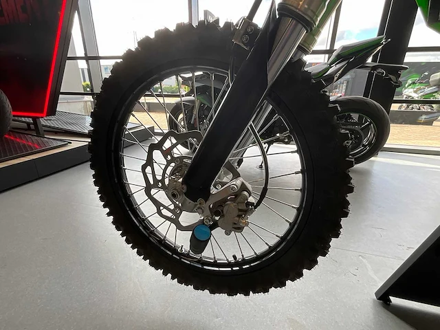 Kawasaki - kxe250 - motorfiets - afbeelding 13 van  15