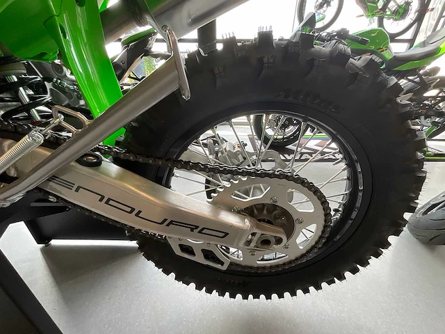 Kawasaki - kxe250 - motorfiets - afbeelding 14 van  15