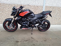 Kawasaki - z 750 - motorfiets - afbeelding 1 van  12