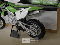 Kawasaki crossmotor schaal 1/16 - afbeelding 3 van  5