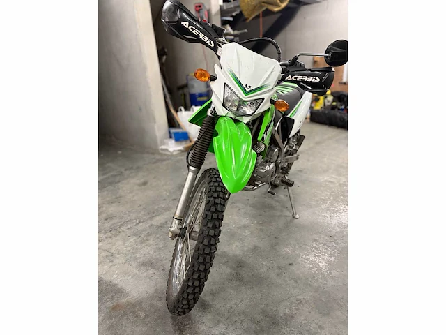 Kawasaki klx 125cc met upgrades - afbeelding 11 van  13