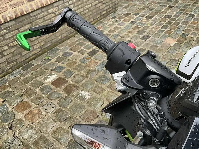 Kawasaki naked bike 650 motorfiets - afbeelding 9 van  18