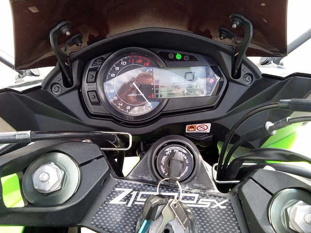 Kawasaki z1000 sx motorfiets - afbeelding 10 van  13