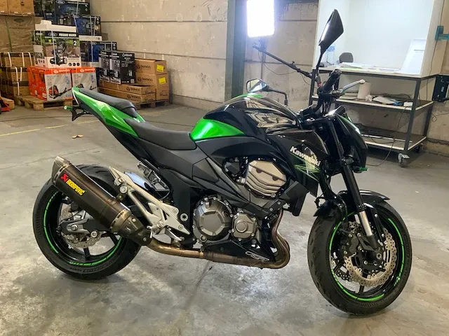 Kawasaki z800 - afbeelding 13 van  18
