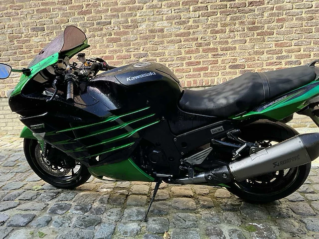 Kawasaki zzr1400 motorfiets - afbeelding 19 van  20