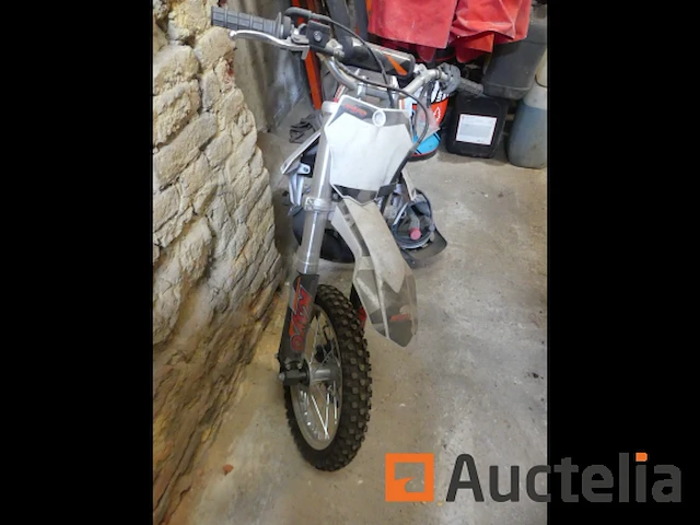 Kayo crossmotor voor kinderen - afbeelding 7 van  8