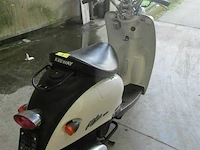 Keeway milan 50cc wit - afbeelding 1 van  9