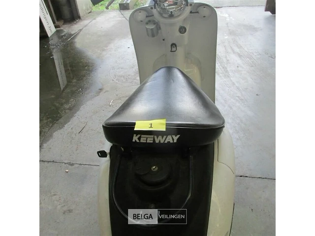 Keeway milan 50cc wit - afbeelding 2 van  9