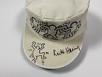Keith haring - pet met originele tekening en signatuur - afbeelding 2 van  4