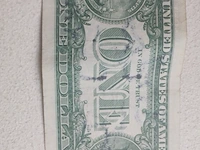 Keith haring viltstift tekening op dollar biljet - afbeelding 2 van  2