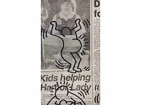 Keith haring viltstift tekening op krant - afbeelding 3 van  7