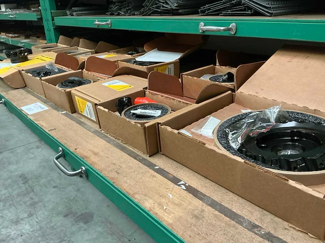 Kennametal grote partij wisselplaatfrezen - afbeelding 1 van  10