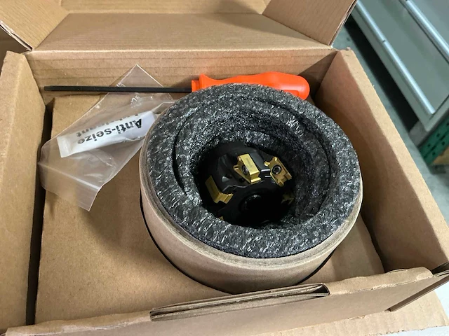 Kennametal partij wisselplaatfrezen - afbeelding 2 van  9