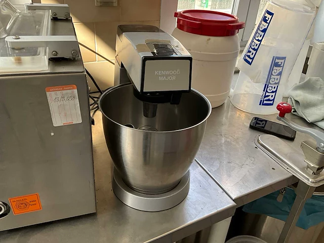 Kenwood keukenmachines en mixers - afbeelding 2 van  6