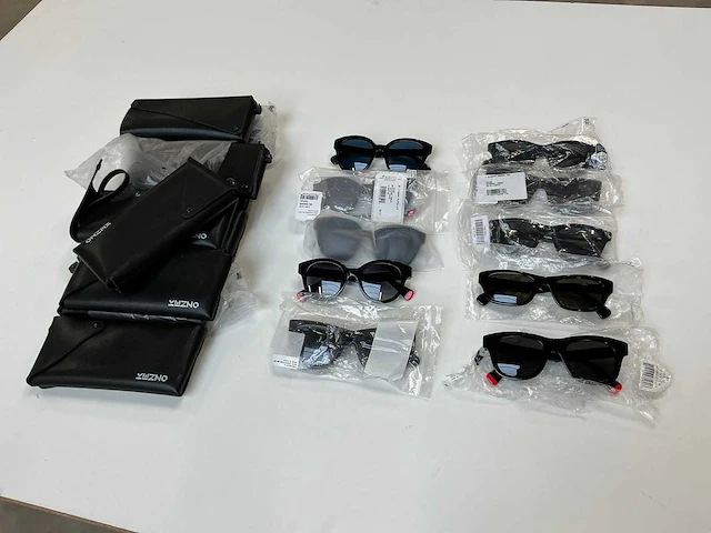 Kenzo zonnebril (10x) - afbeelding 1 van  8