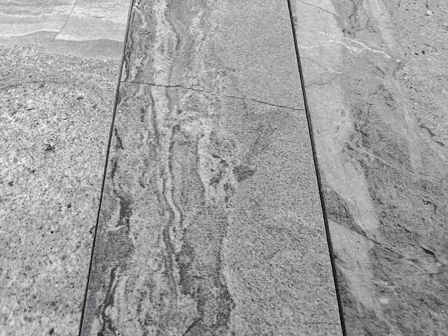 Keradom minerali zinco mat 7,5x38,5 cm tegel 27,49 m² - afbeelding 2 van  6