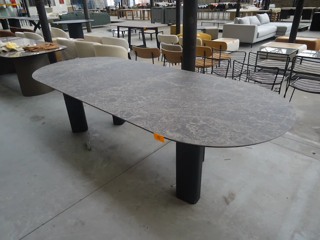 Keramiek eettafel - afbeelding 1 van  3