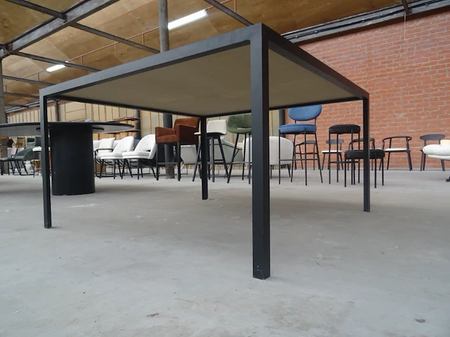 Keramiek eettafel - afbeelding 3 van  3