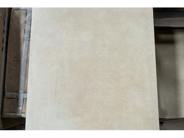 Keramische tegel 39 m² - afbeelding 3 van  3