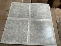 Keramische tegel 45 m² - afbeelding 2 van  4