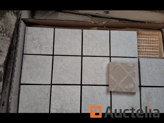 Keramische tegels 30 x 30 totaal 18m2 - afbeelding 3 van  4