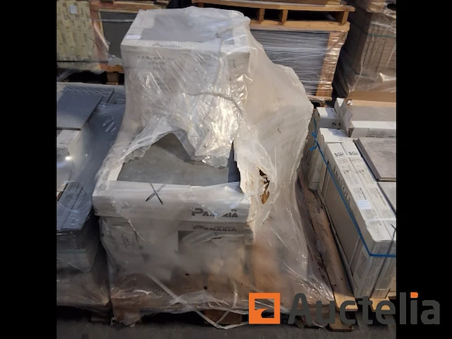 Keramische tegels 45 x 45 panaria 34m2 - afbeelding 1 van  4