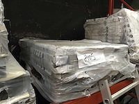 Keramische tegels ca. 14 stuks ca 5 m2 - afbeelding 2 van  2